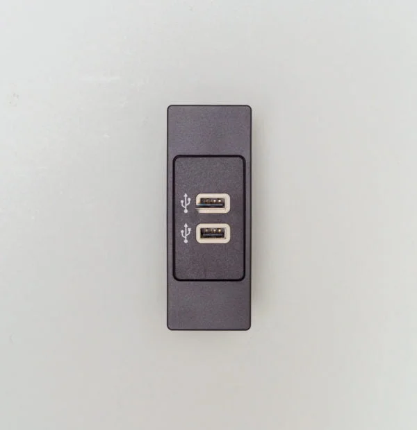 Sync 2 to Sync 3 Media Hub Adapter - Image 3