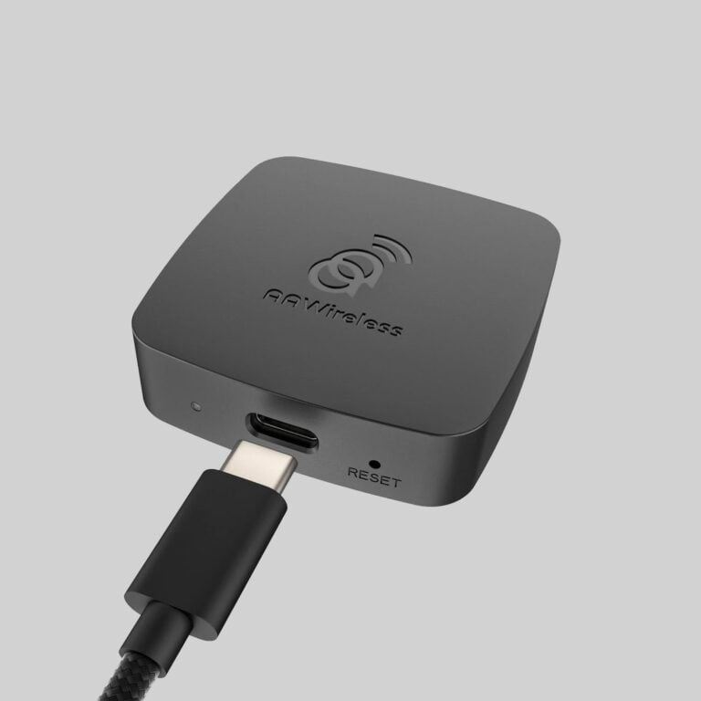 AAWireless Wireless Android Auto/Apple CarPlay Adapter – NaviUpgrade
